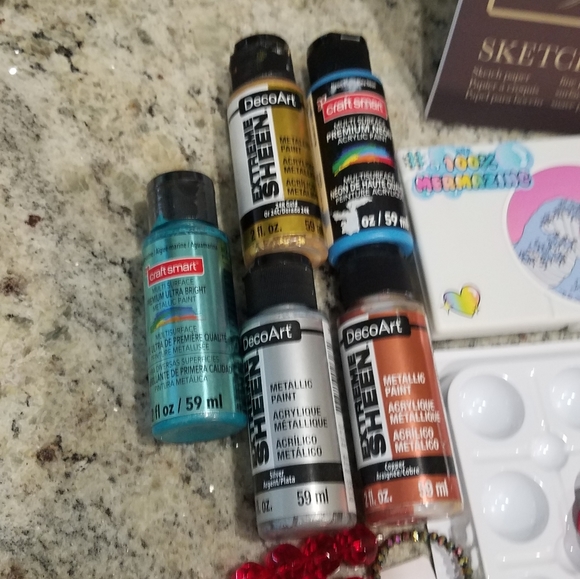 Huge Art Bundle - Picture 16 of 16